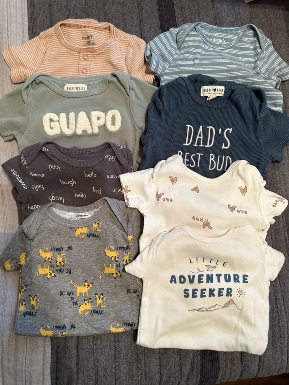 Bundle of 8 short sleeve onesies